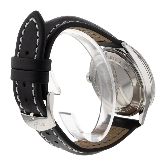 Breitling Navitimer Automatic 38 A17325 Image 3